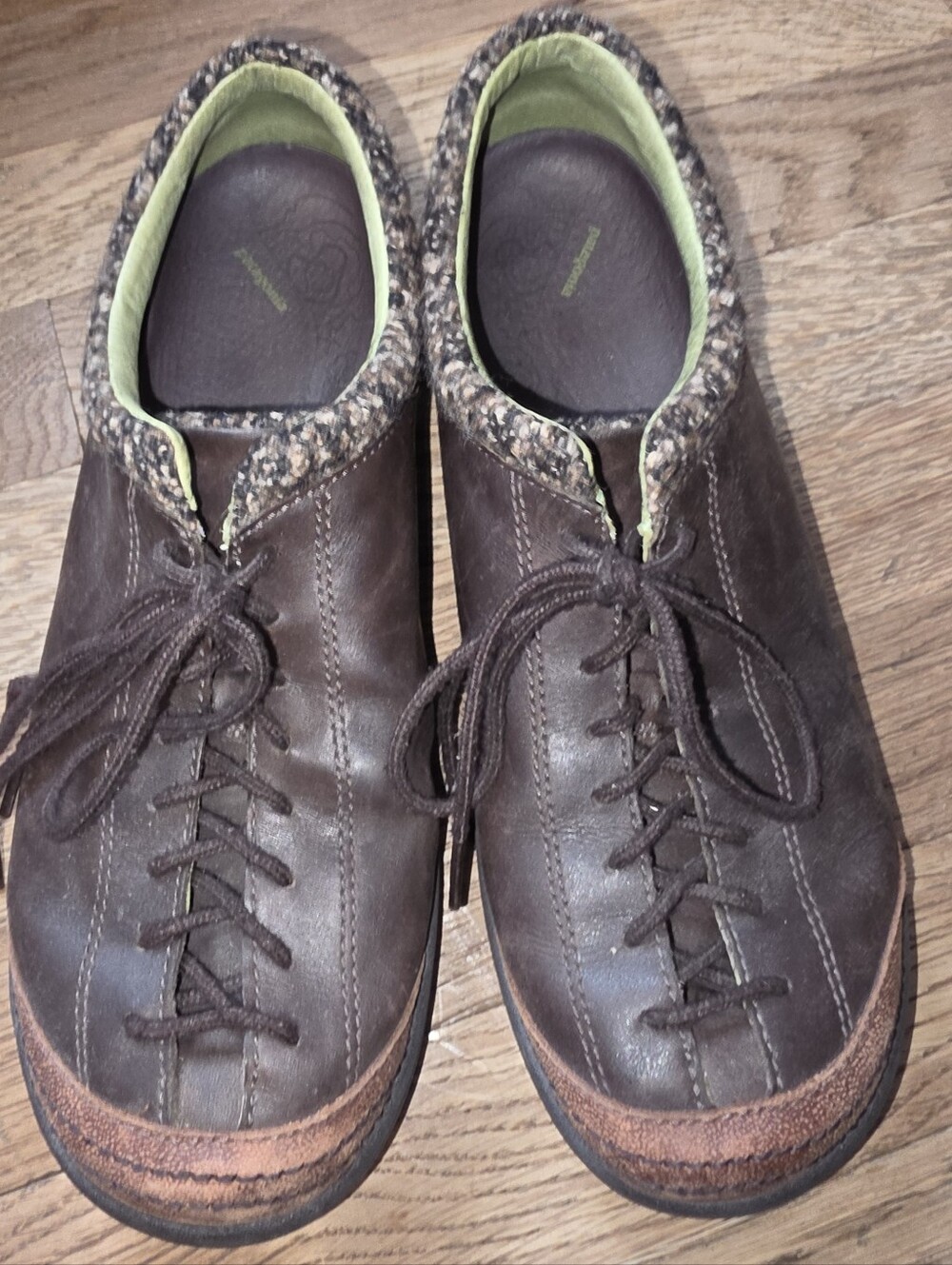 Rare Patagonia Brown Leather Lace-Up Slip-On Shoes with Green Lining